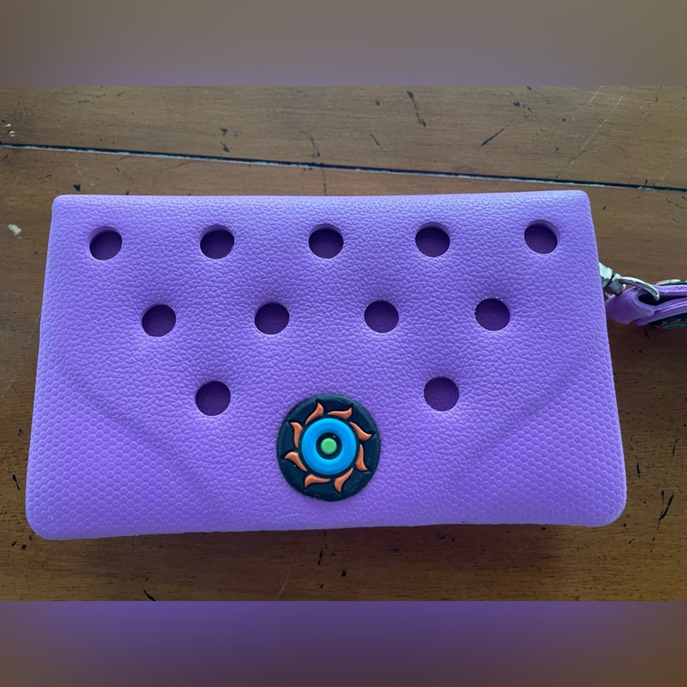 Optari wristlet/clutch handbag in purple
